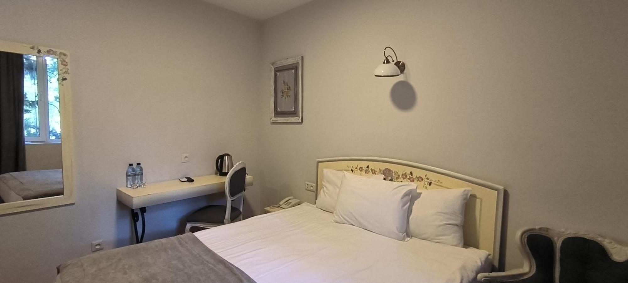 Prestige Palace - Esquisse Hotel Tbilisi Quarto foto
